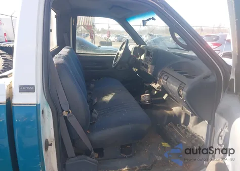 1995 Chevrolet Gmt-400 K3500 z USA, uszkodzony, nr VIN 1GCHK34F1SE202011